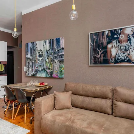 Cozy 2bd - Steps To Vitosha Blvd - Ac & Wifi By Flat Mаnager Appartement
