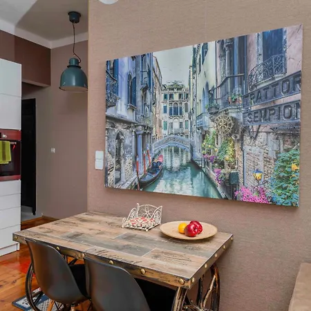 Cozy And 2bd Flat - At The Heart Of It By Flat Mаnager * Szófia